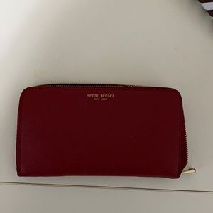 Henri Bendel Continental wallet